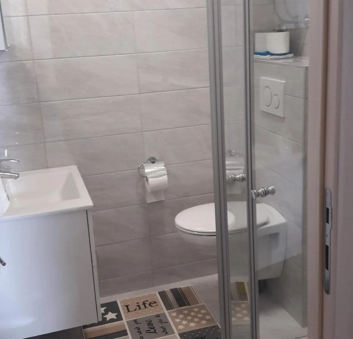 Apartments Renjak Sukošan 0*,  Horvátország