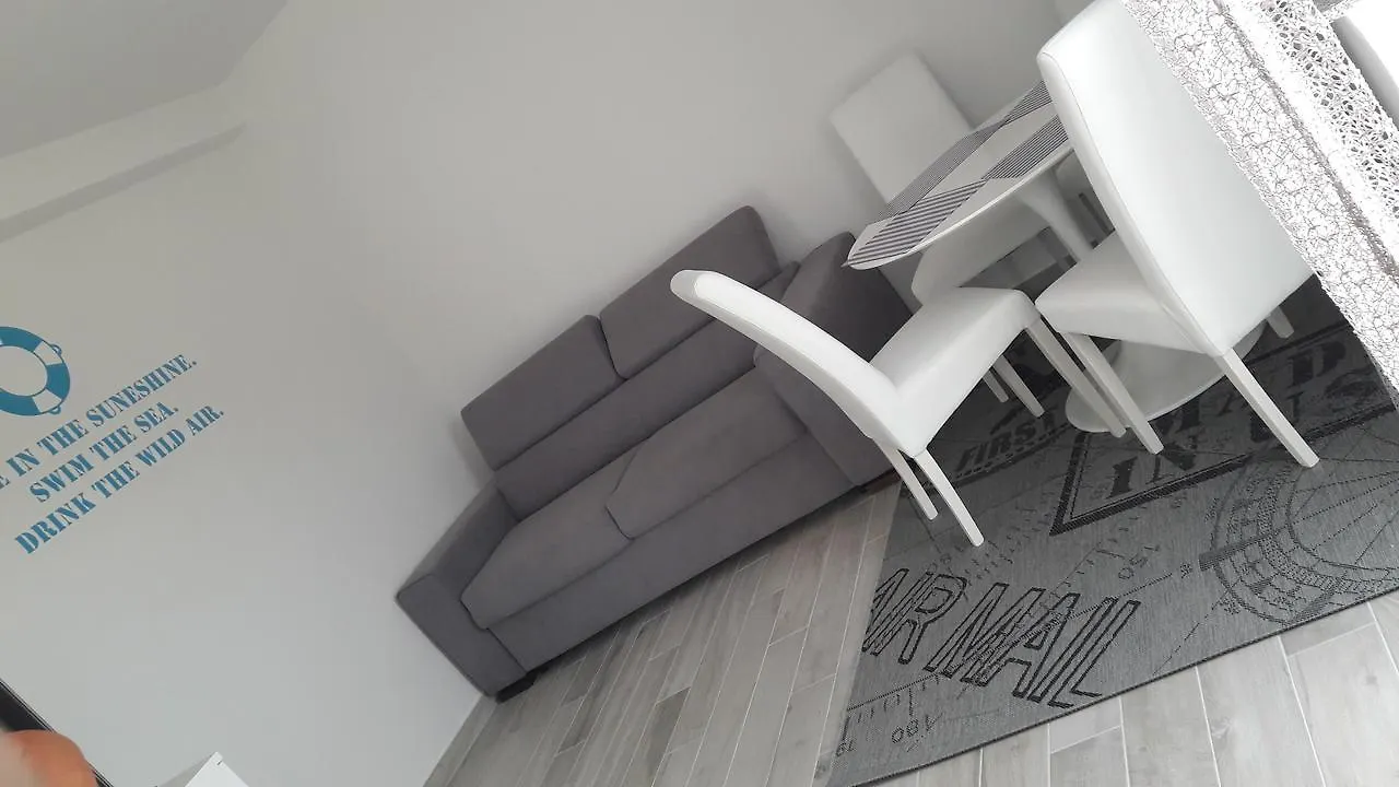 Apartments Renjak Sukošan